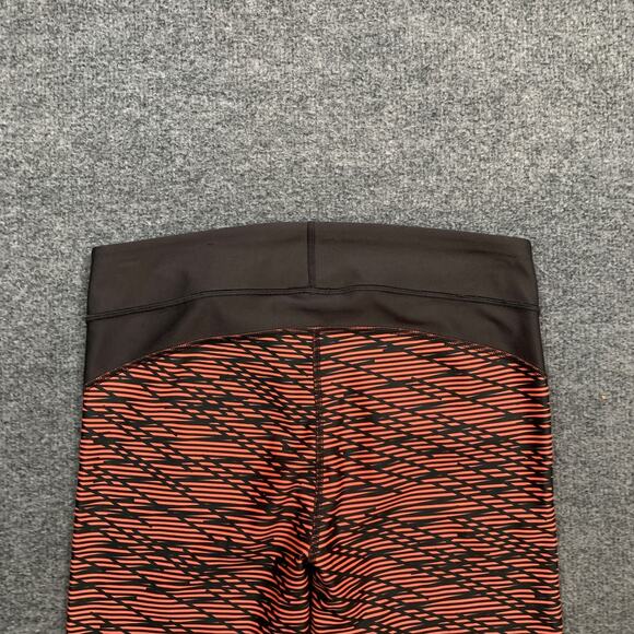 Under Armour Leggings Women M Medium Multi HeatGear Printed Wicking Capri Pants - Picture 9 of 11